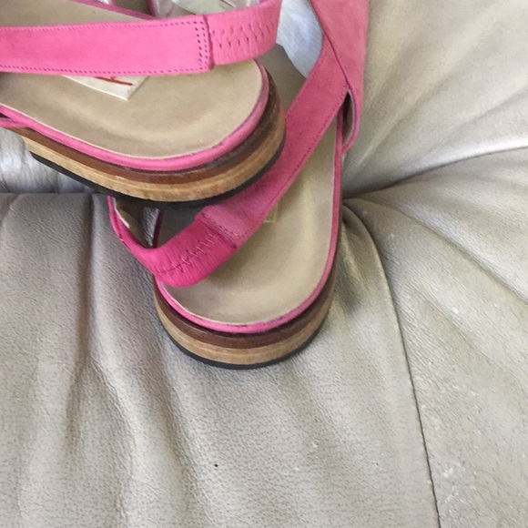 Pink suede shoes, 7M - Picture 3 of 6